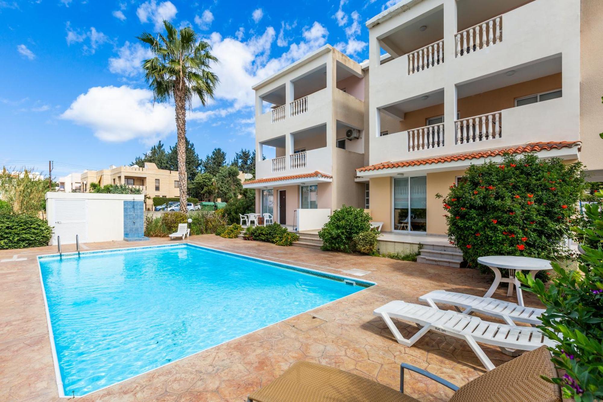 Beautiful 2 Bed Apartment In Paphos Cyprus Экстерьер фото