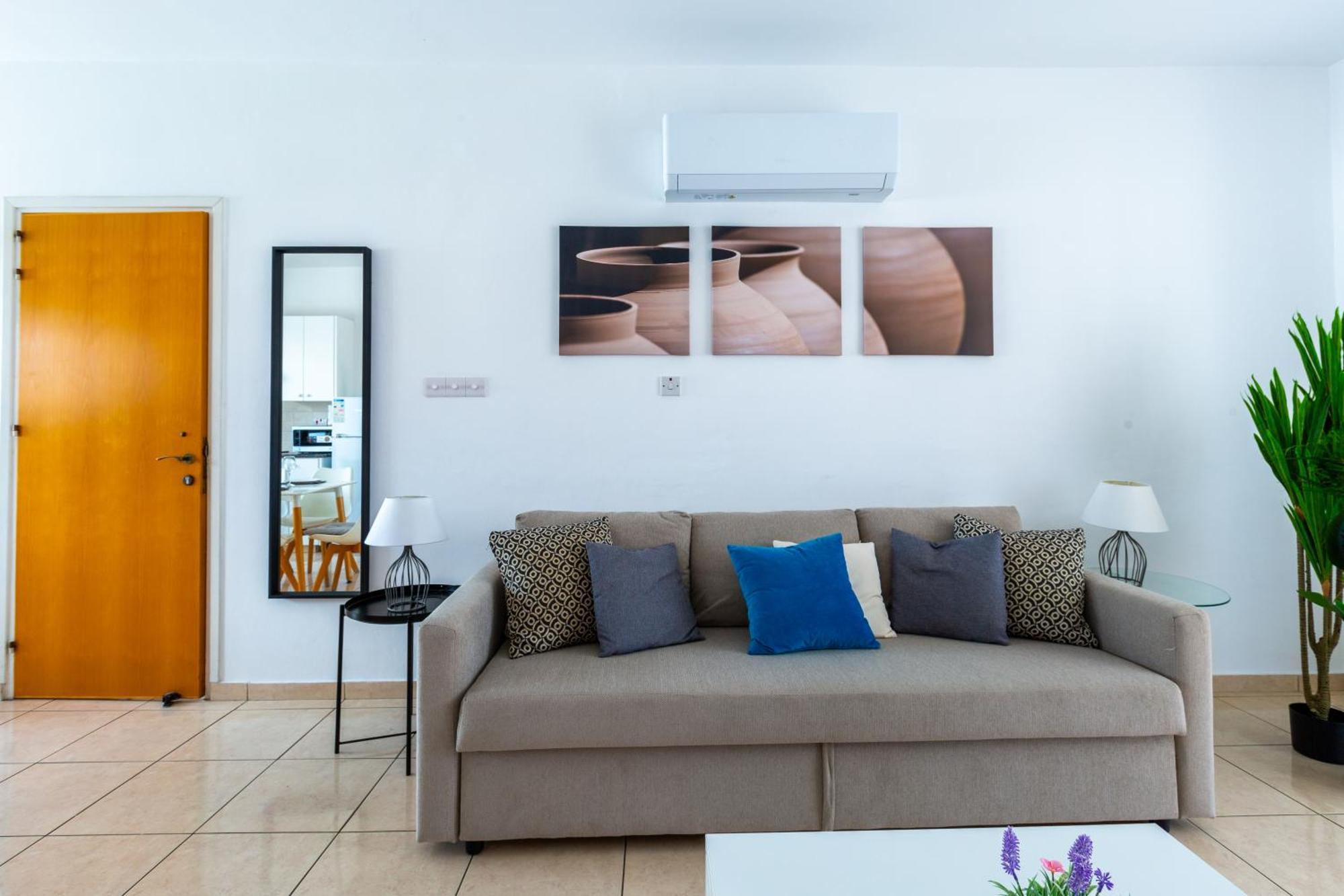 Beautiful 2 Bed Apartment In Paphos Cyprus Экстерьер фото