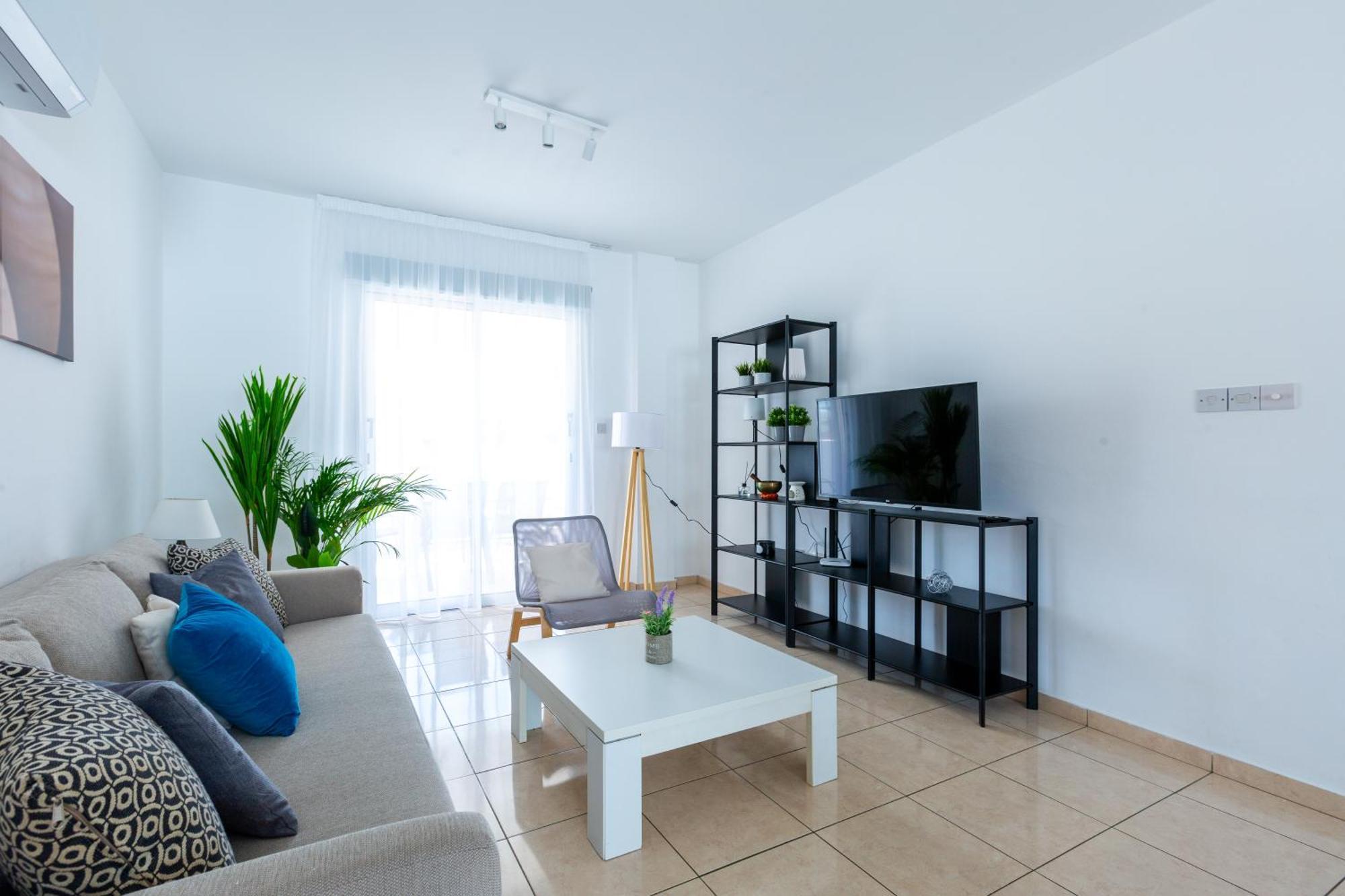 Beautiful 2 Bed Apartment In Paphos Cyprus Экстерьер фото
