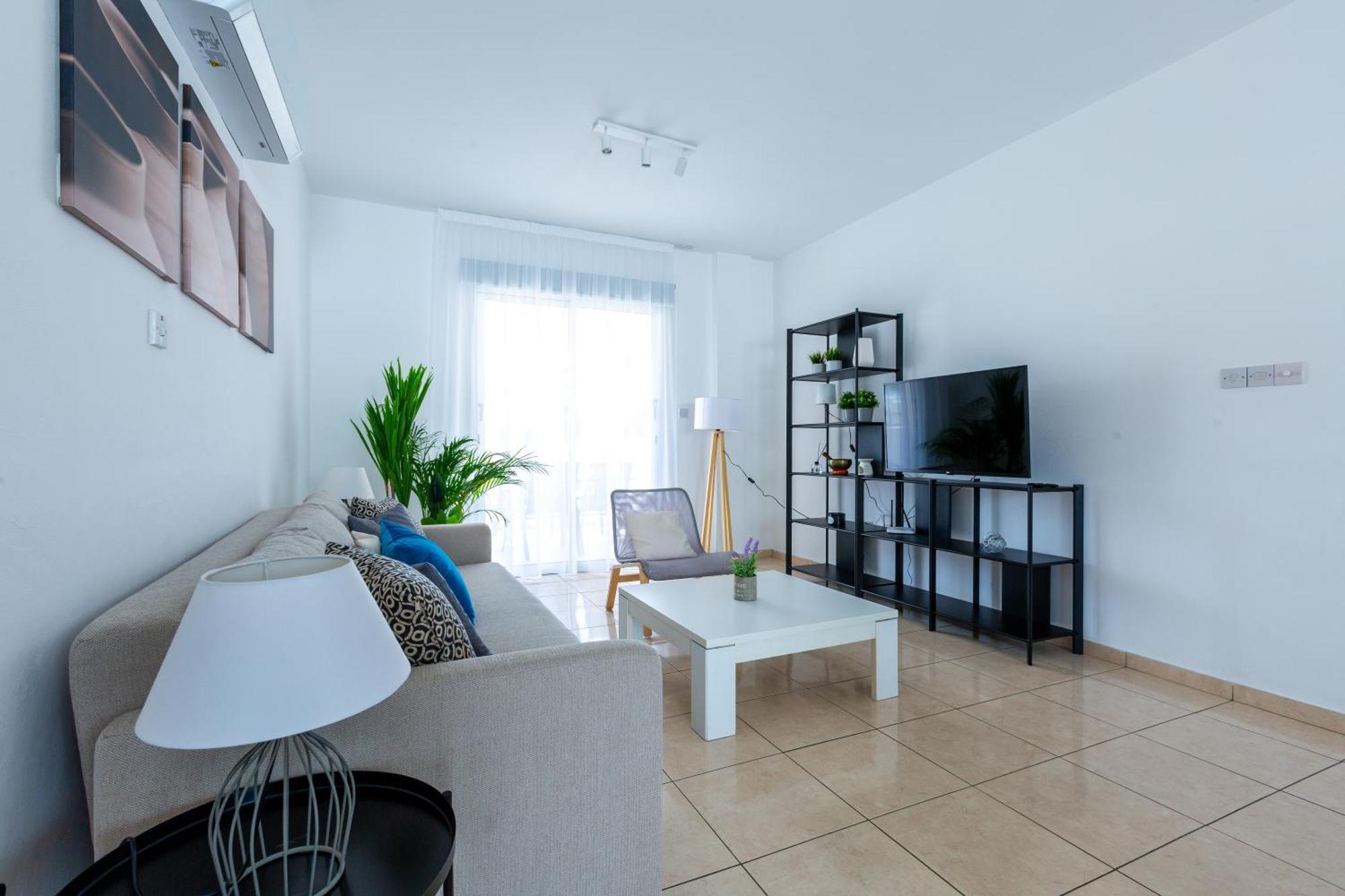Beautiful 2 Bed Apartment In Paphos Cyprus Экстерьер фото
