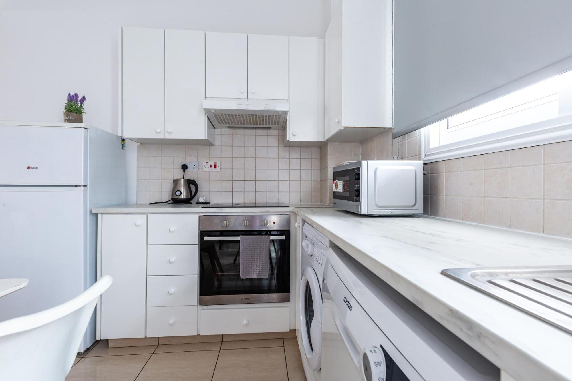 Beautiful 2 Bed Apartment In Paphos Cyprus Экстерьер фото
