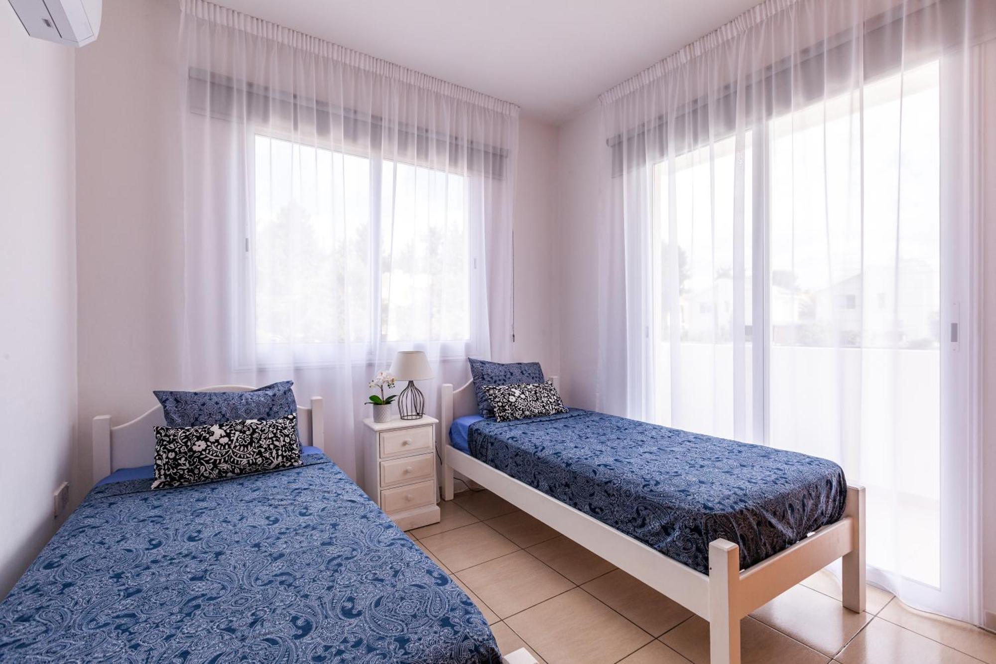 Beautiful 2 Bed Apartment In Paphos Cyprus Экстерьер фото