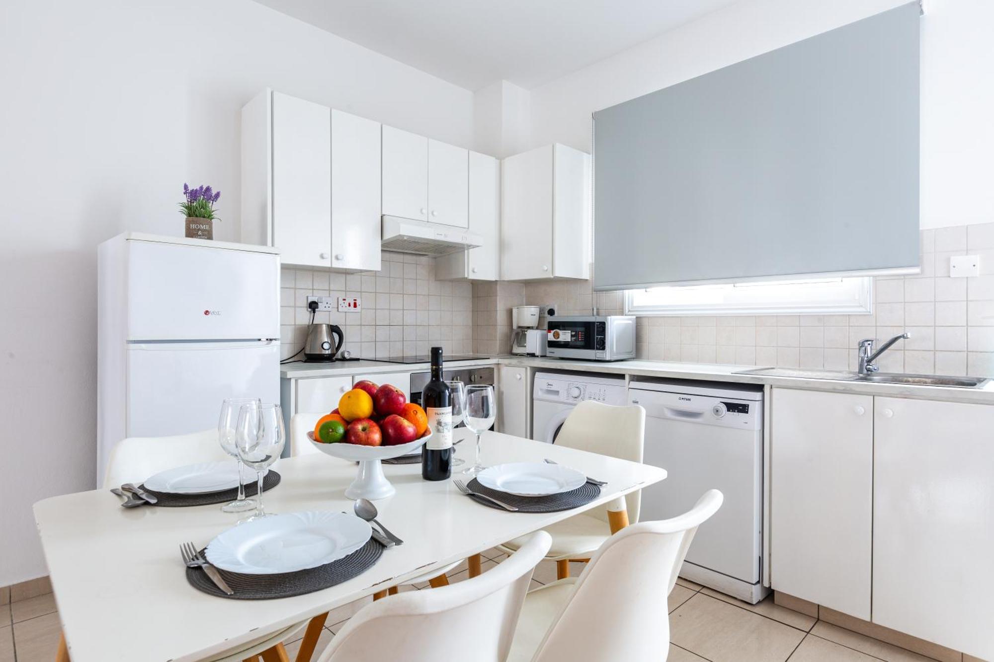 Beautiful 2 Bed Apartment In Paphos Cyprus Экстерьер фото