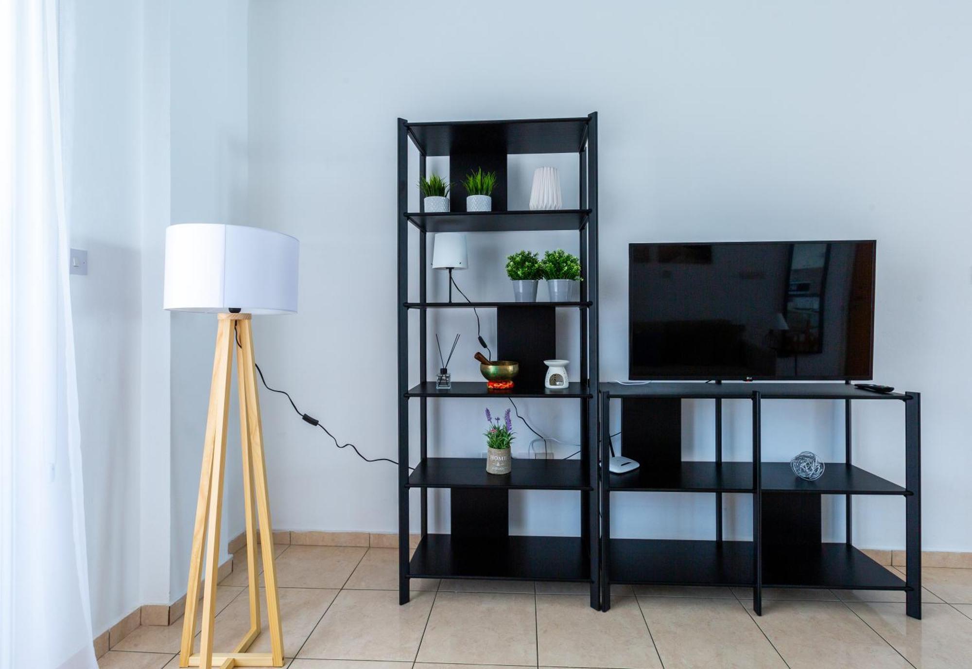 Beautiful 2 Bed Apartment In Paphos Cyprus Экстерьер фото