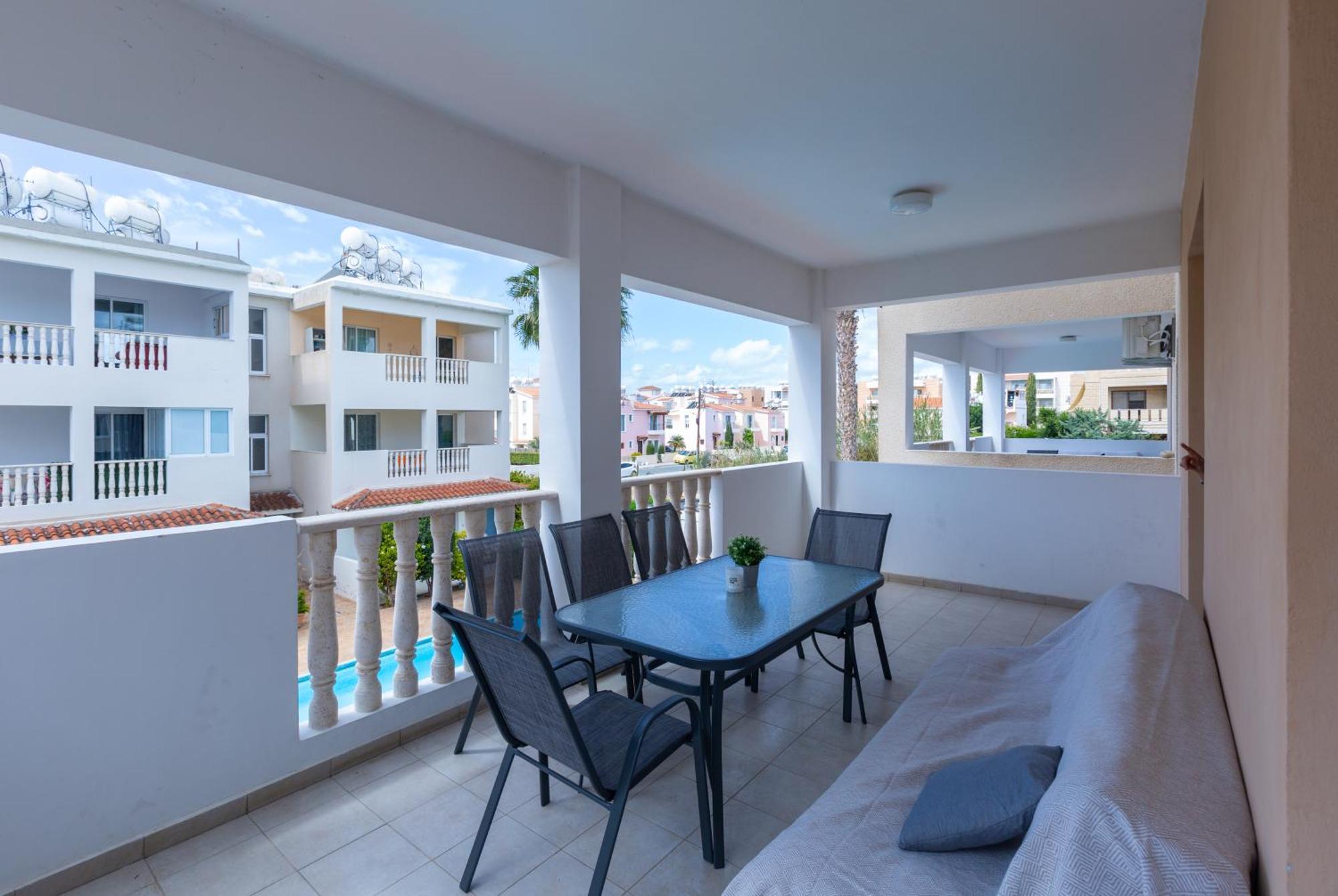 Beautiful 2 Bed Apartment In Paphos Cyprus Экстерьер фото